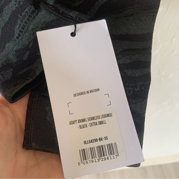 Gymshark Adapt Animal Seamless Leggings - Picture 11 of 11